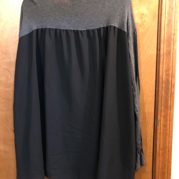 TEA N ROSE DEER TOP SHEER BACK XL NWOT - Picture 2 of 3